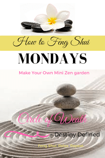 If you like to get into your Zen zone during the day, this DIY (do-it-yourself) miniature Zen garden can help.